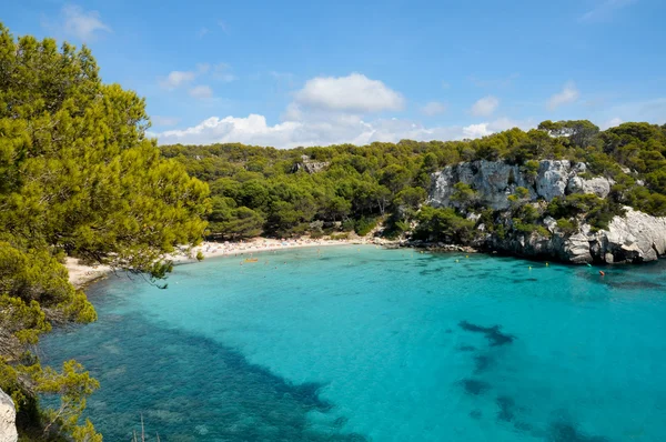 Vista sulla spiaggia di Macarella a Minorca, Isole Baleari, Spagna — Foto Stock