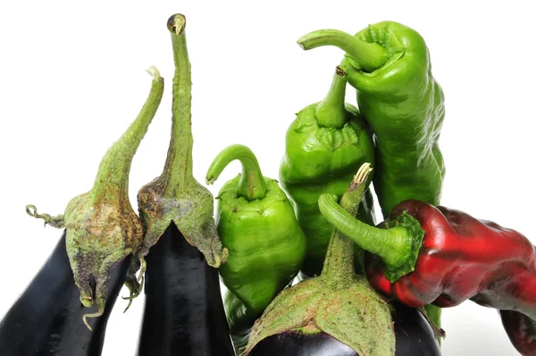 Eggplants and peppers — Stock Photo, Image