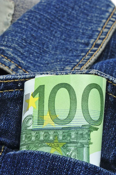 Dinero en el bolsillo — Foto de Stock