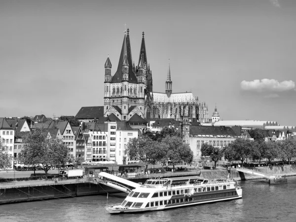 Pohled Město Koelnu Cologne Německu Vysokým Dynamickým Rozsahem Hdr Černé — Stock fotografie