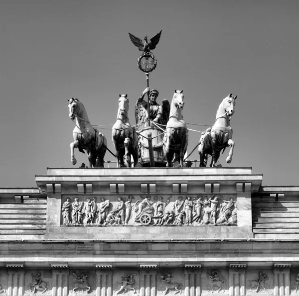 Brandenburger Tor Berühmtes Denkmal Berlin Deutschland Hoher Dynamischer Bereich Hdr — Stockfoto