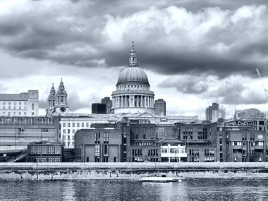 St paul Katedrali, Londra, Birleşik Krallık (İngiltere) - yüksek dinamik aralık hdr - siyah beyaz