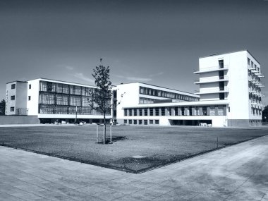 dessau bauhaus bina yakınındaki berlin, Almanya - yüksek dinamik aralık hdr - siyah beyaz