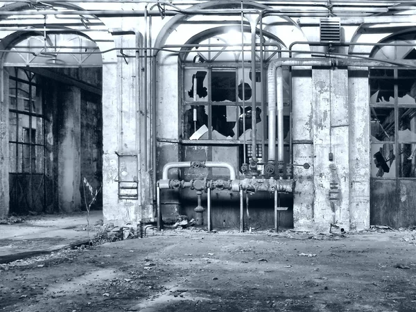トリノ トリノ イタリアの廃工場建築の遺跡 ハイダイナミックレンジHdr 黒と白 — ストック写真