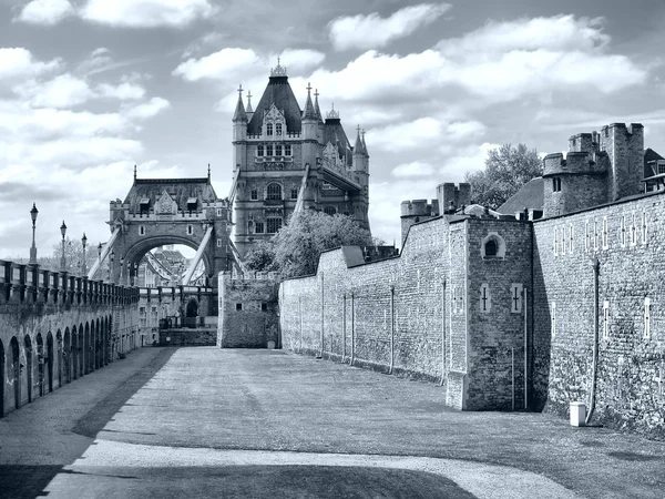 Лондонский Тауэр Средневековый Замок Тюрьма Высокий Динамический Диапазон Hdr Чёрный — стоковое фото
