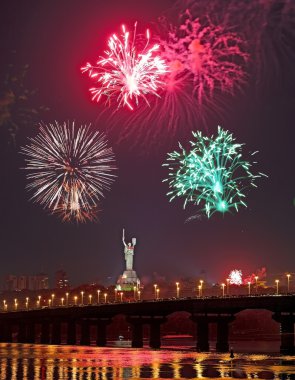 Fireworks Kiev Bağımsızlık günü. Ukrayna