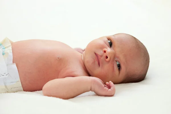 Söt en vecka gammal baby pojke — Stockfoto