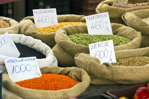 Bean zaden in de markt