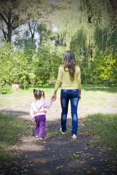 Walking with Mom — Stock Photo, Image