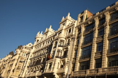 gran via Madrid, İspanya boyunca binalar.