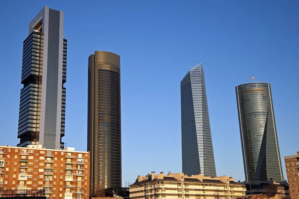Cuatro torres üzleti terület — Stock Fotó