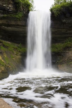 Minnehaha falls clipart