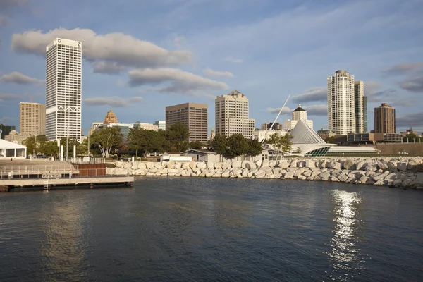 Milwaukee sett från lakefront — Stockfoto