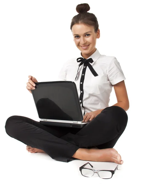 Menina Bonita Sentada Chão Trabalha Laptop Isolado Fundo Branco Student — Fotografia de Stock