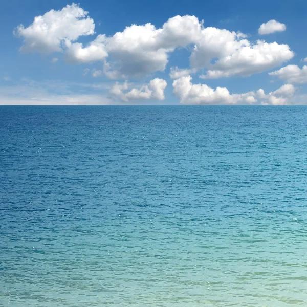 Голубое Небо Море — стоковое фото