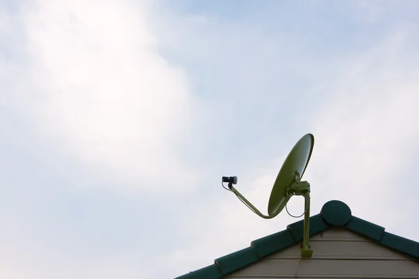 Satellite dish on the roof. — Stock Photo, Image