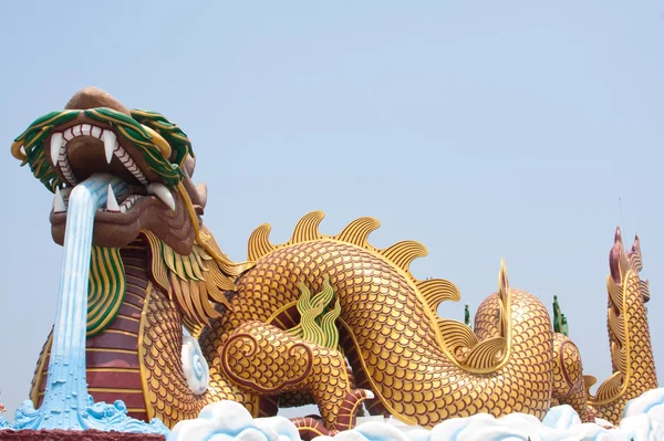 Dragon Monument. — Stock Photo, Image