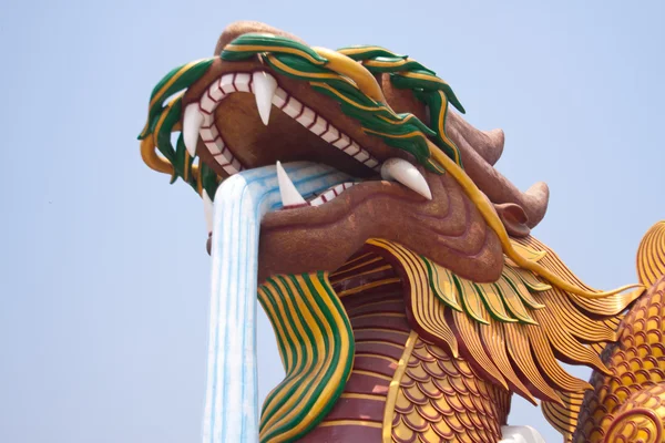 Monumento do dragão . — Fotografia de Stock