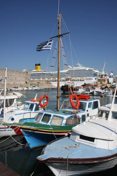Mediterrane botenAkdeniz tekneleri — Stockfoto