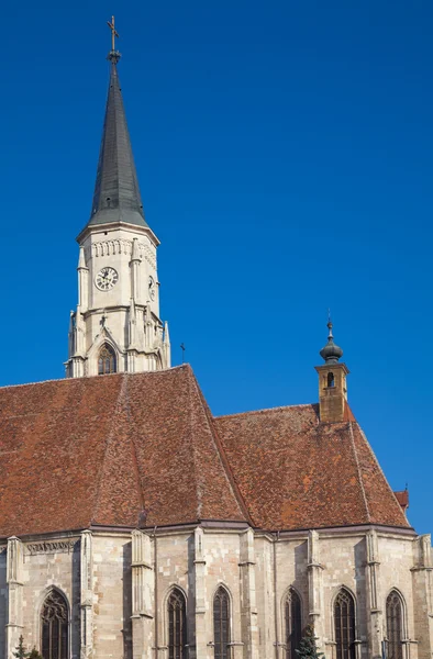 Vertikální Boční Pohled Katolické Katedrály Svatého Michaela Městě Cluj Napoca — Stock fotografie