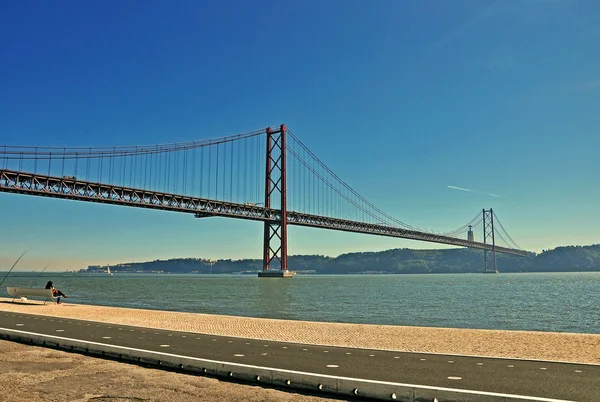Португальский мост 25 апреля — стоковое фото