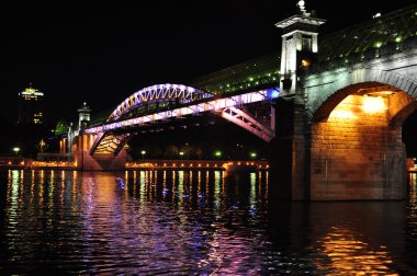 gece andreevskiy Köprüsü. Moscow, Rusya Federasyonu.