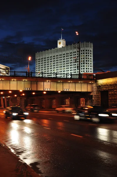 Rus Beyaz Saray (hükümet Moskova), gece.