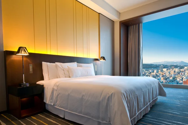 Penthouse Zimmer Einem Sonnigen Tag Zimmer Mit Aussicht — Stockfoto