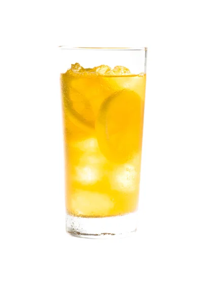 Chá gelado de limão sobre branco — Fotografia de Stock