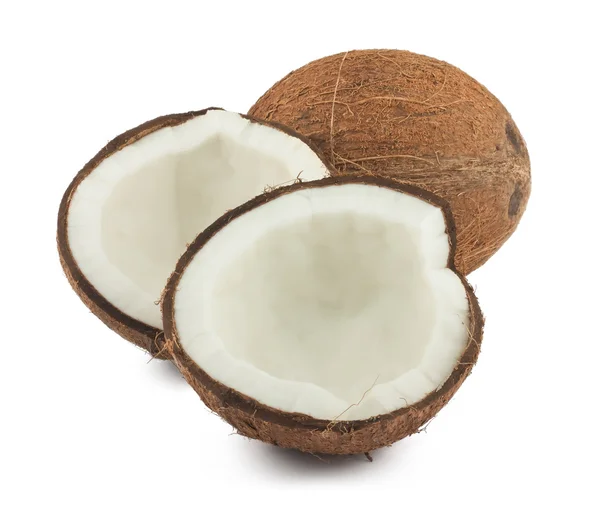 Frische Volle Und Zwei Kokosnusshälften Isoliert Auf Weißem Hintergrund — Stockfoto
