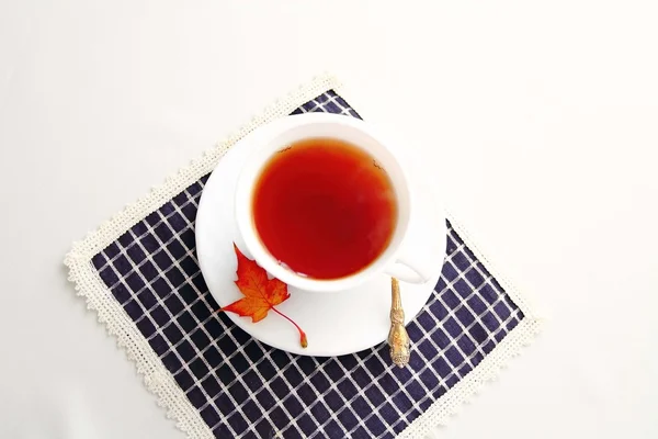 Chávena de chá à noite — Fotografia de Stock