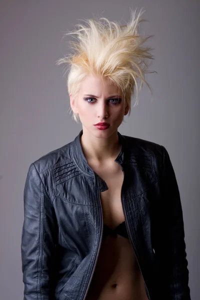 Emotive Attractive Punk Blonde Girl — Stock Photo, Image