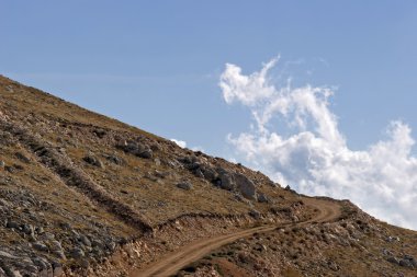 gökyüzü, bulutlar ve dağ