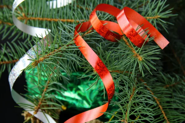 Árbol de Navidad con decoraciones de Navidad —  Fotos de Stock