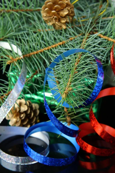 クリスマスの装飾付きクリスマスツリー — ストック写真