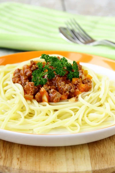 Spaghetti on a plate — Stock Photo, Image