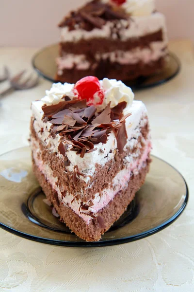 Gâteau sur une belle assiette — Photo