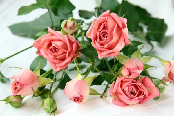 Bouquet of pink mini roses — Stock Photo, Image