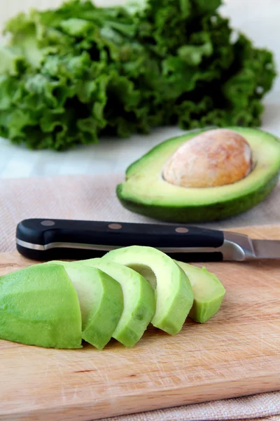 Ripe peeled avocado — Stock Photo, Image