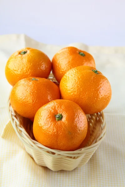 Fresh mandarin orange in a basket — Stock Photo, Image