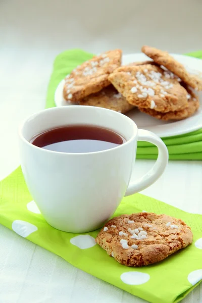 Cup of tea and cookes — Stock Photo, Image