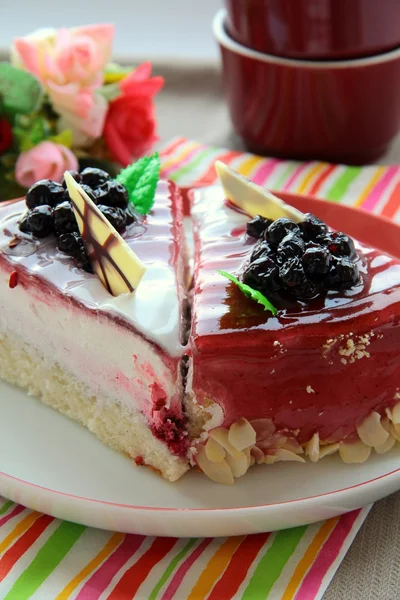 Bardzo smaczny kawałek ciasta — Zdjęcie stockowe