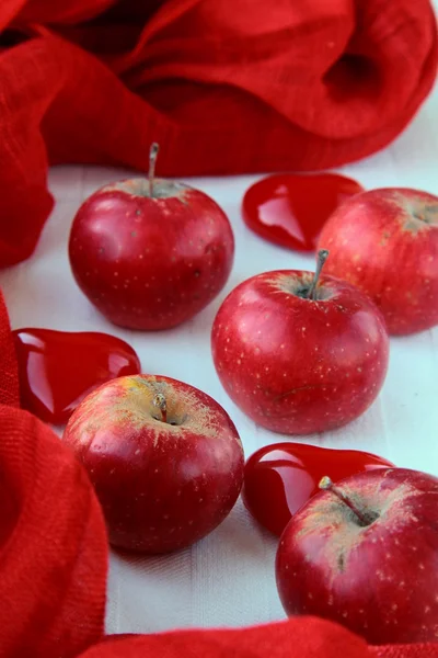 Red Ripe Organic Apples Symbol Love Passion — Stock Photo, Image