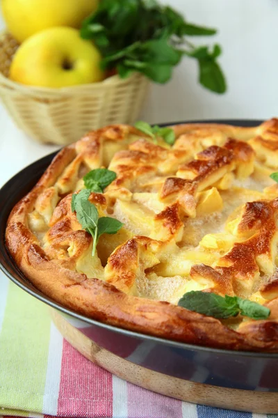 Beautiful Delicious Apple Pie Plate — Stock Photo, Image