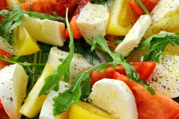 Salad Tomato Cheese Arugula Olive Oil Plate — Stock Photo, Image