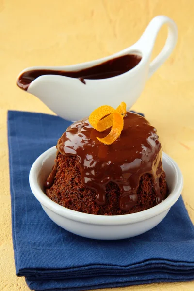 Pastel Chocolate Con Salsa Glaseado Chocolate —  Fotos de Stock
