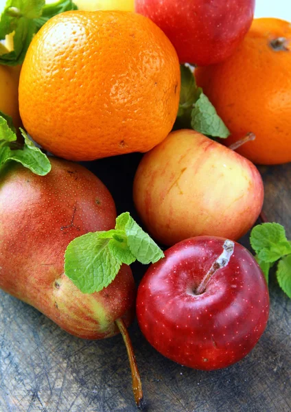Vers fruit appels peren mandarijnen — Stockfoto
