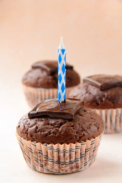 Chocolade cupcake met chocolade decoratie — Stockfoto
