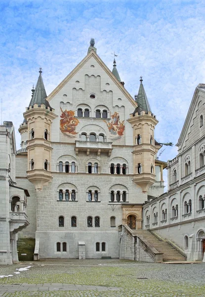 O pátio do castelo de Neuschwanstein — Fotografia de Stock