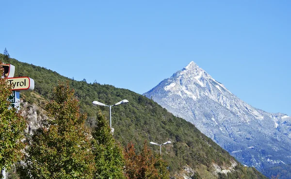 Straße nach Tirol — Stockfoto